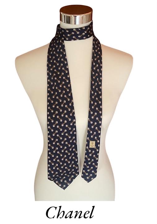 Chanel tie