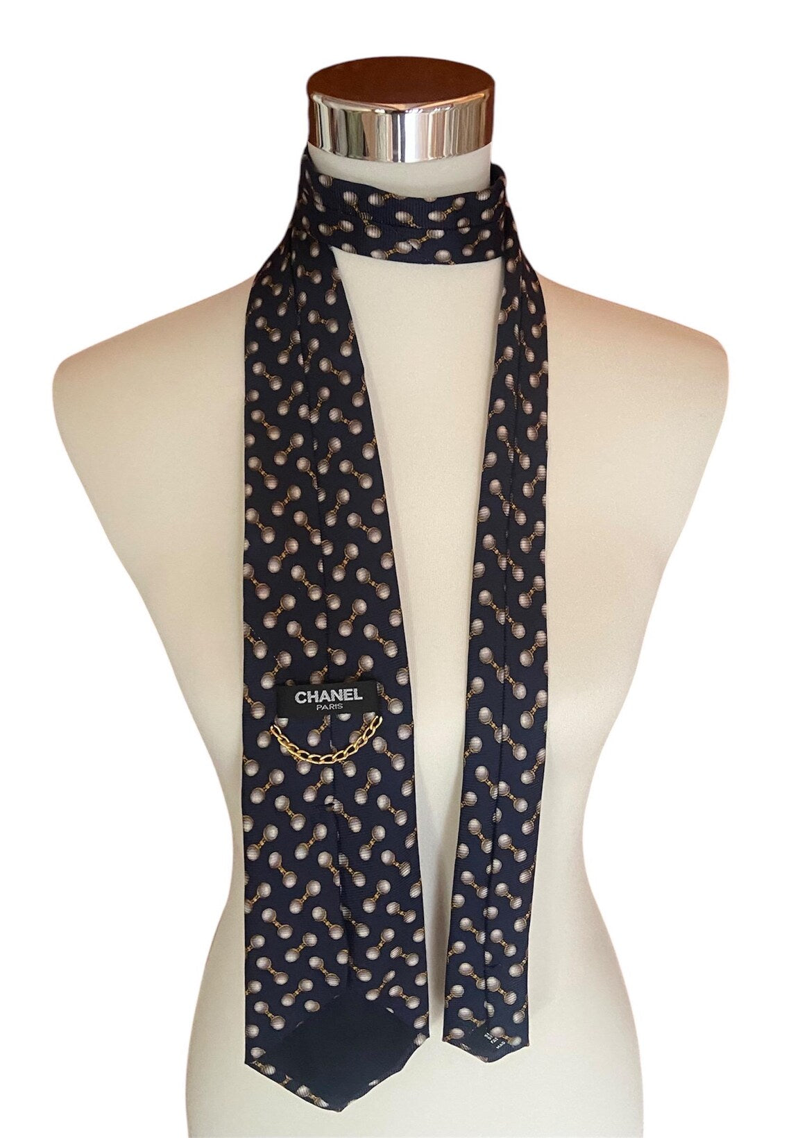 Chanel tie
