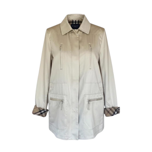 Vintage Burberry jacket — timeless British elegance